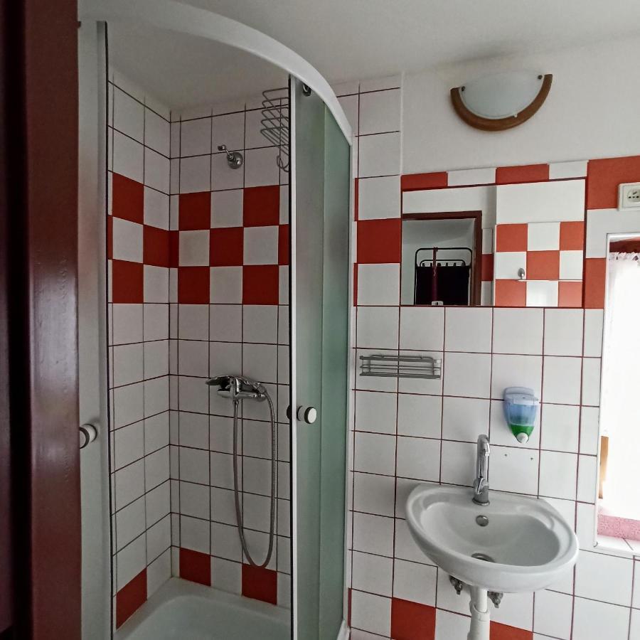 Kytlice Pension Helene S Mini Pivovarem מראה חיצוני תמונה